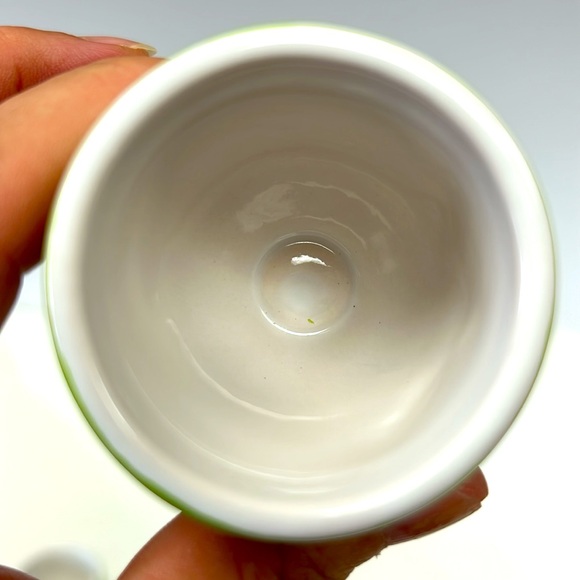 2009 LAURA SECORD  apple green ceramic egg cups with 3 raised bunnies design - Picture 3 of 6